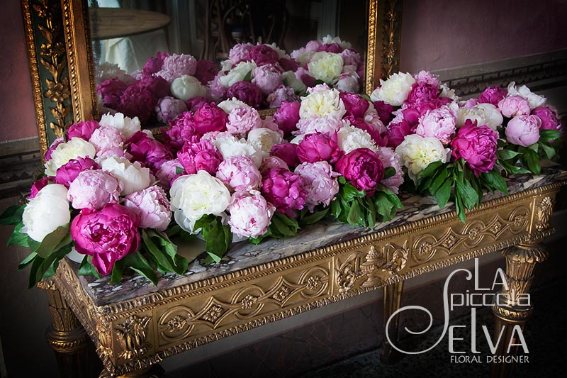 Addobbi floreali e bouquet con Peonie